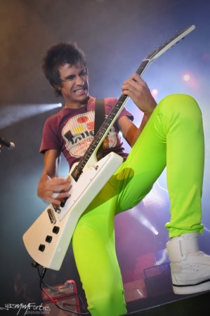 Se o amor é fantasia, eu me encontro ultimamente em pleno carnaval.